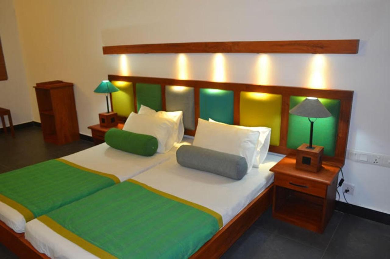 Star Beach Guest House Negombo Zewnętrze zdjęcie